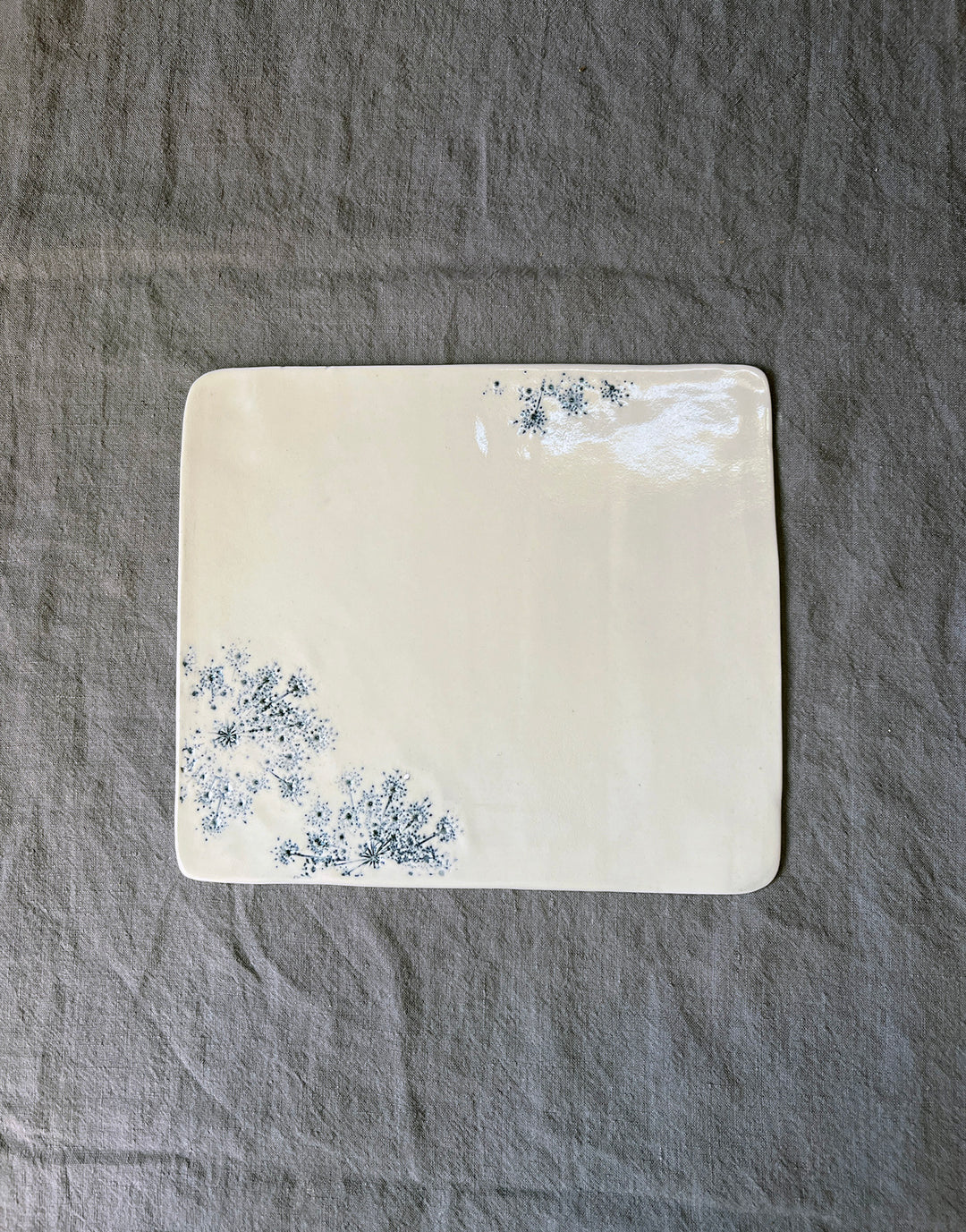 Queen Anne's Lace Cheeseboard - Indigo Glaze