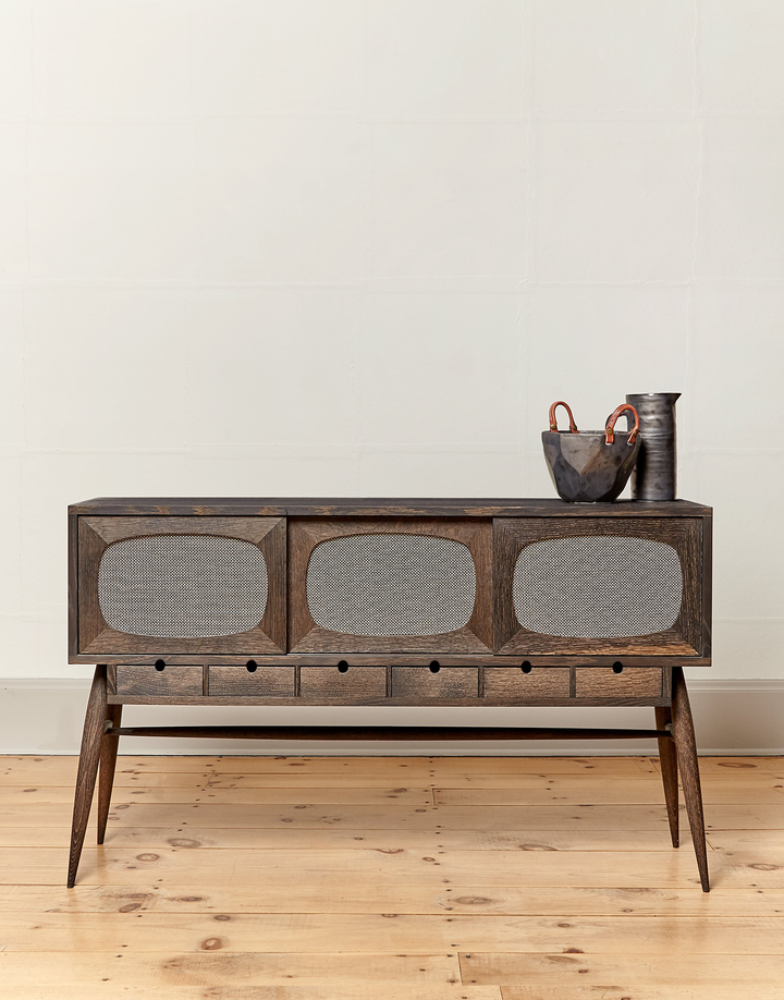 Devon TV Console