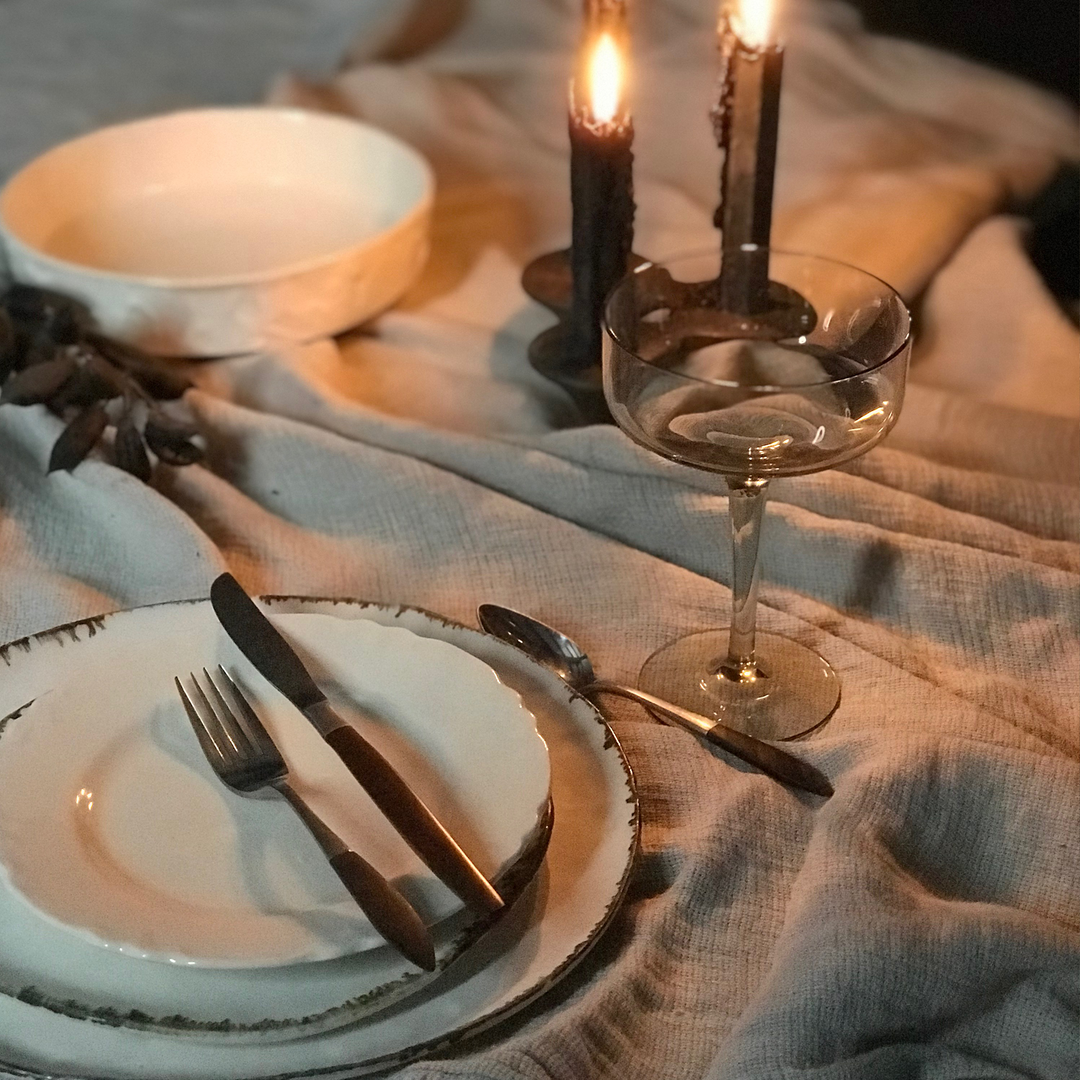 How To Set Your Holiday Dinner Table