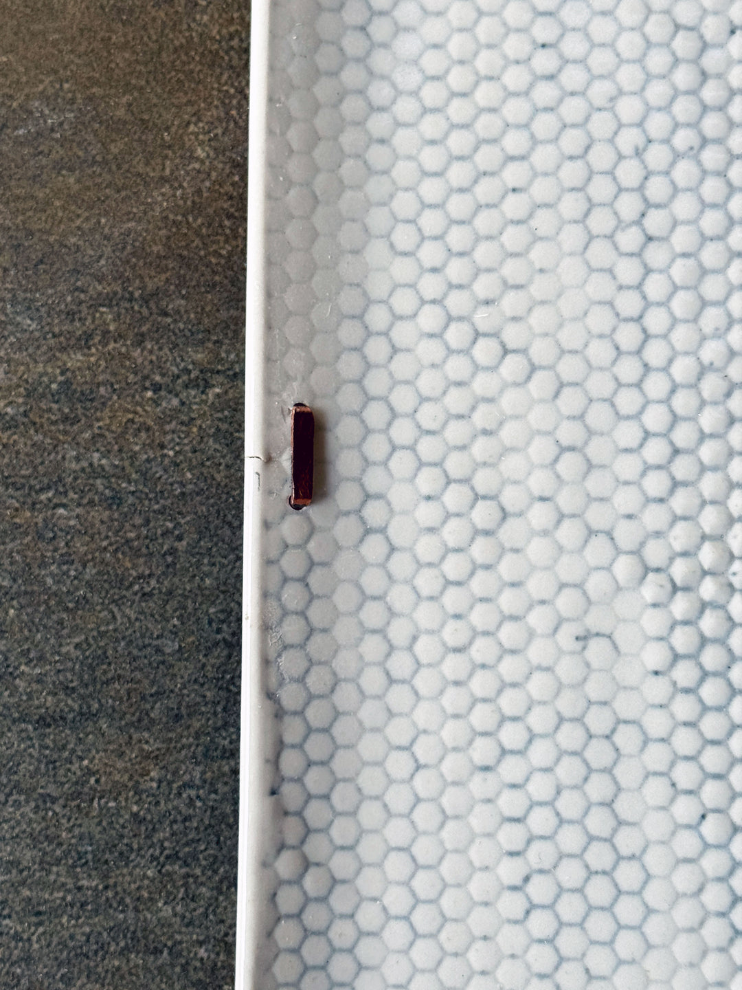 MEND Honeycomb Large Platter